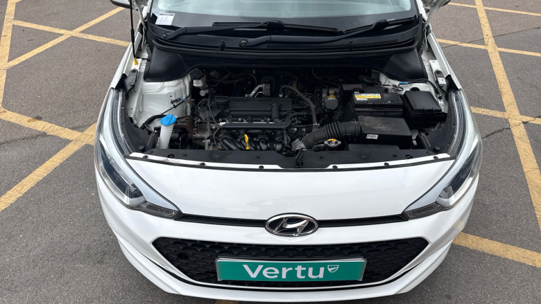 Hyundai i20 1.2 SE 5dr Petrol Hatchback